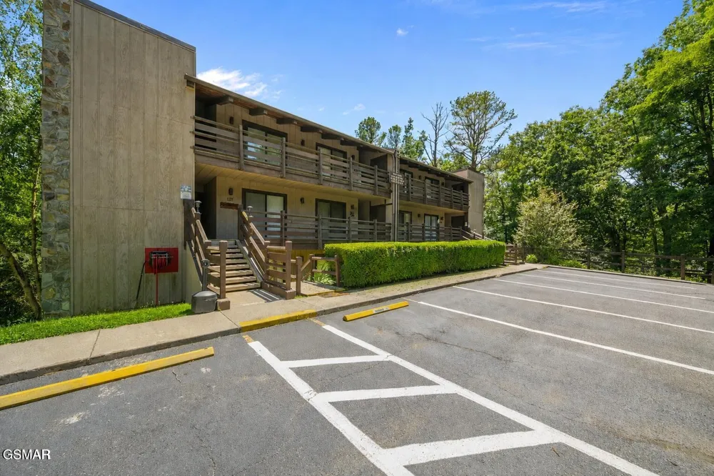 1081 Cove Road #APT 1011 Sevierville, TN 37876