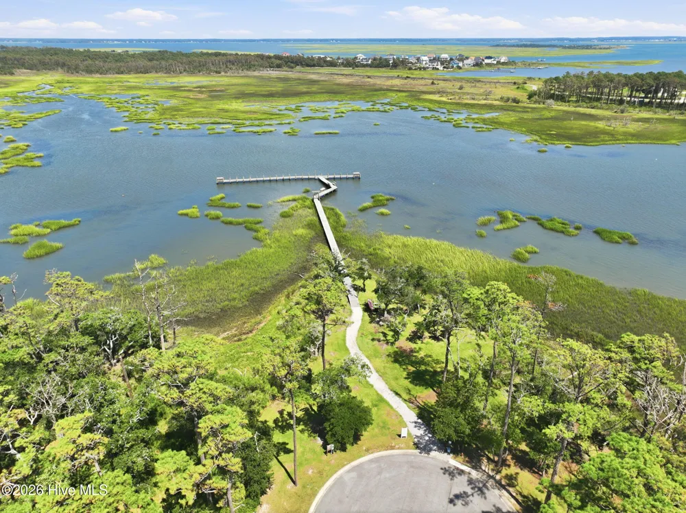 1504 Mainsail Road Morehead City, NC 28557