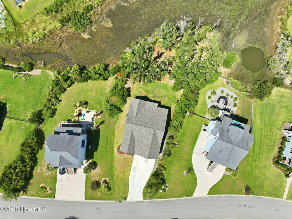 1504 Mainsail Road Morehead City, NC 28557