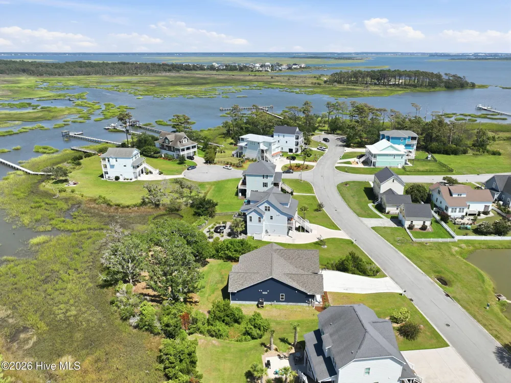 1504 Mainsail Road Morehead City, NC 28557