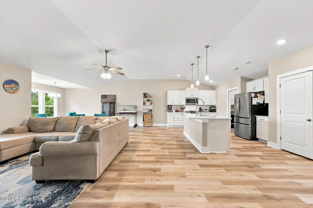 1504 Mainsail Road Morehead City, NC 28557