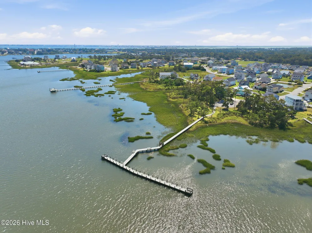 1504 Mainsail Road Morehead City, NC 28557
