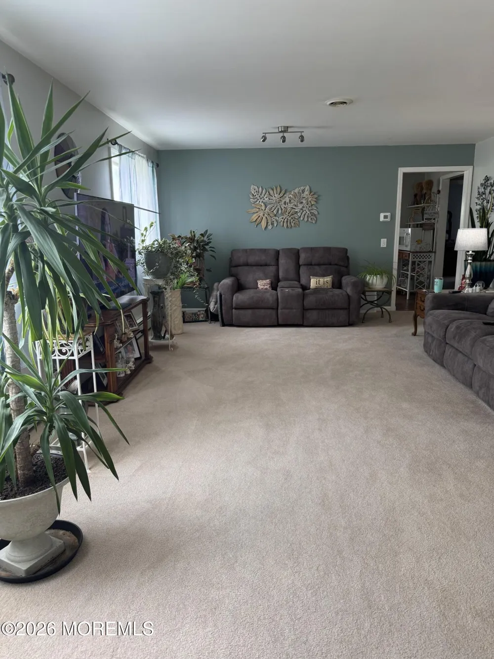 179 Biabou Drive Toms River, NJ 08757