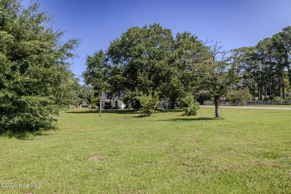 602 E Gertrude Street Fairmont, NC 28340