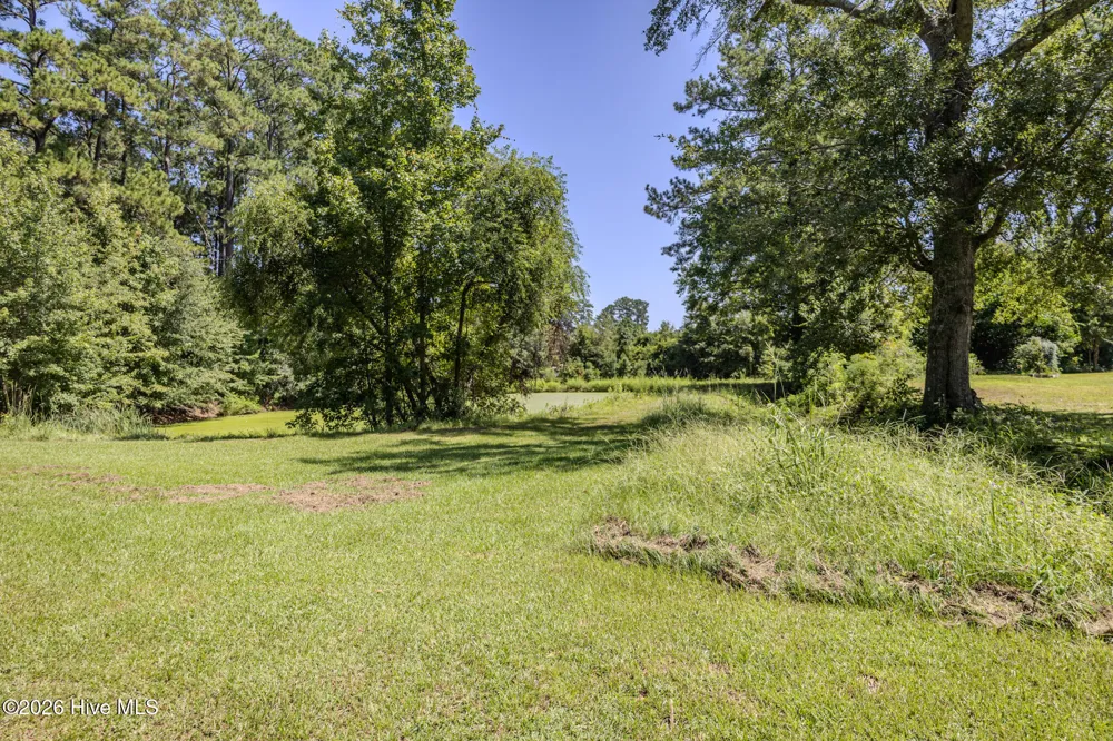 602 E Gertrude Street Fairmont, NC 28340