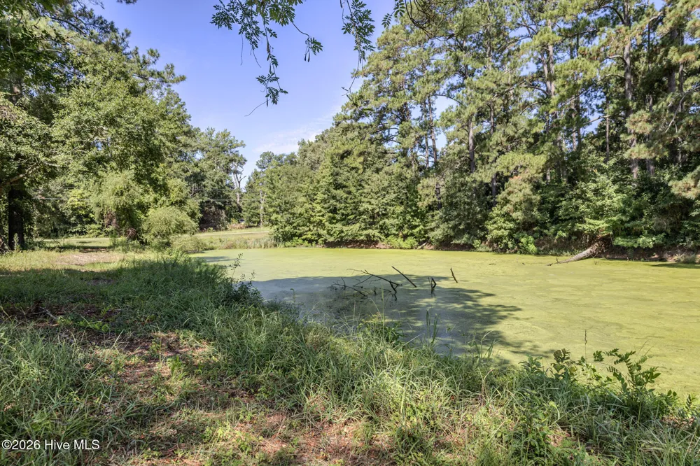 602 E Gertrude Street Fairmont, NC 28340