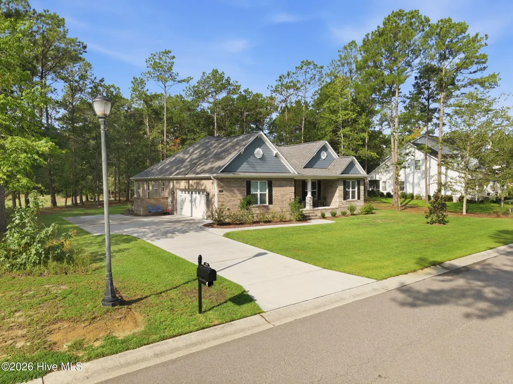 579 Hearthside Drive SE Bolivia, NC 28422