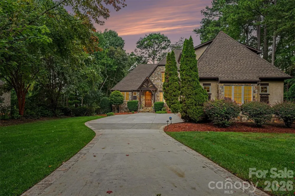 7484 Cottonwood Drive Denver, NC 28037