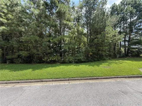 439 Longwood Place