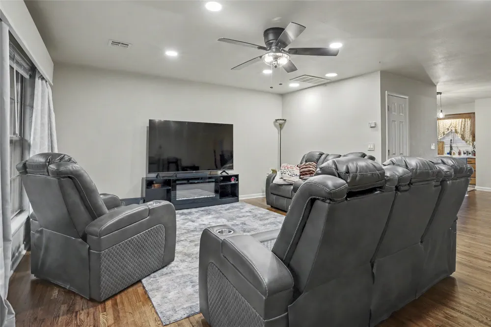 641 Apple Street Sapulpa, OK 74066