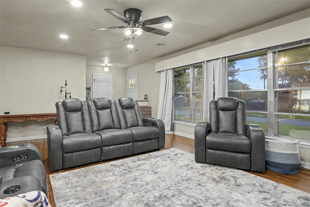 641 Apple Street Sapulpa, OK 74066