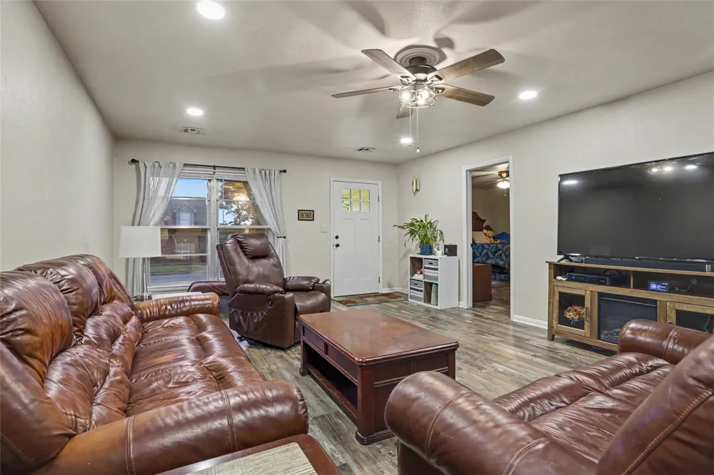 641 Apple Street Sapulpa, OK 74066