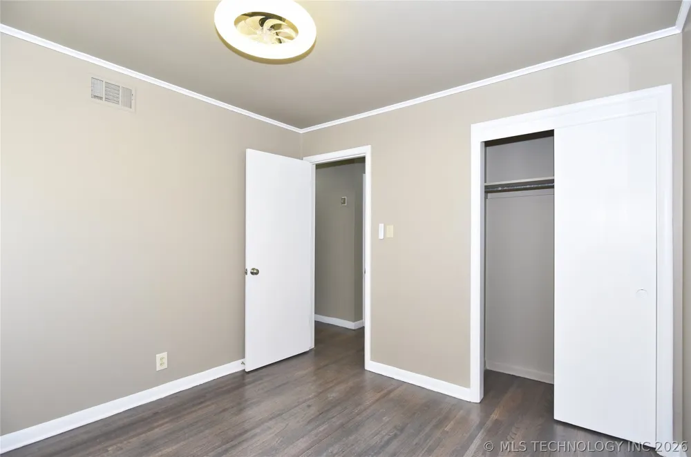 5746 E 26th Place Tulsa, OK 74114