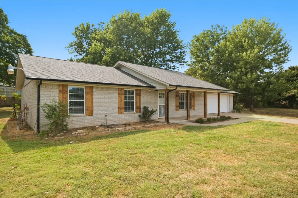 1799 W Main Street Westville, OK 74965