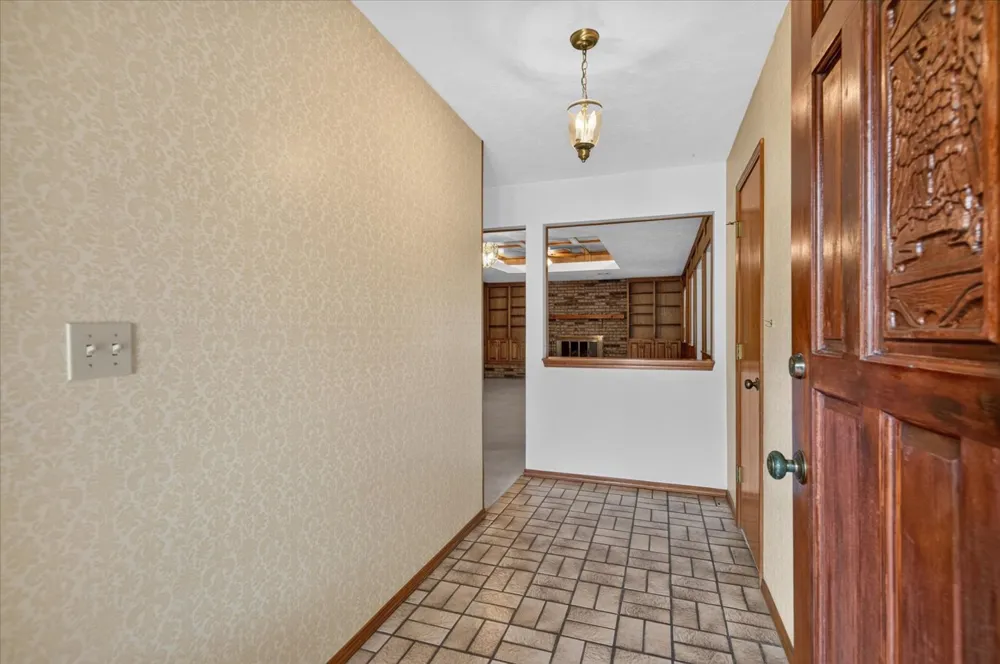 1013 King Drive Bartlesville, OK 74006