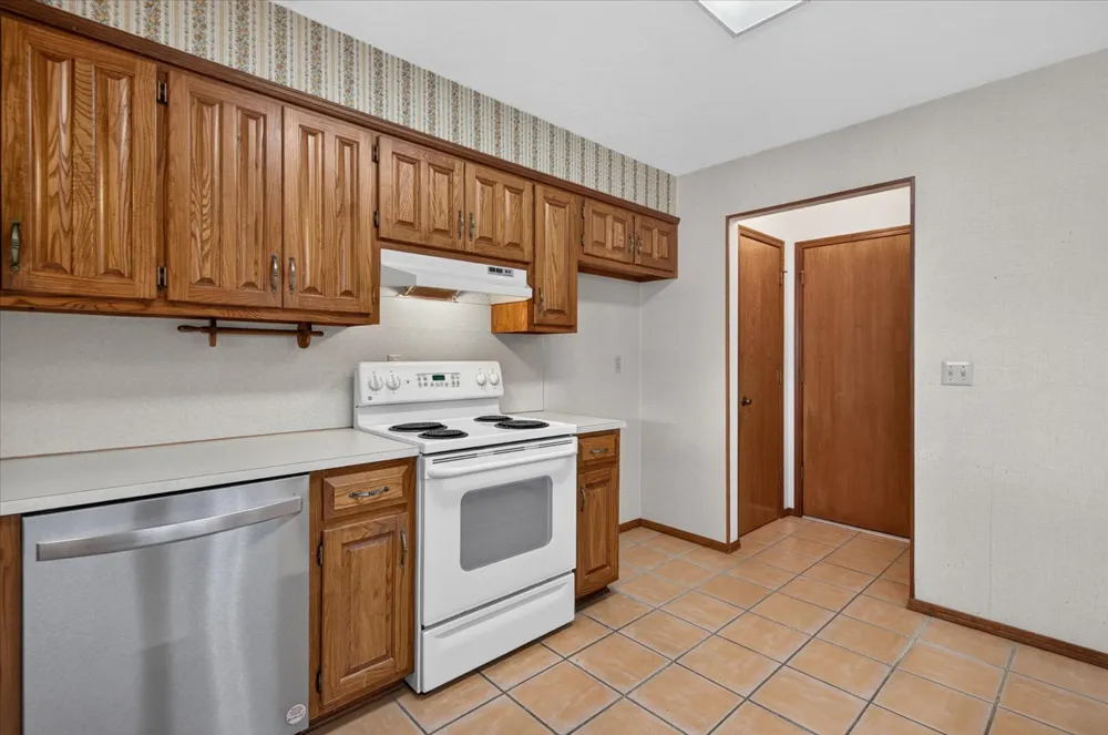 1013 King Drive Bartlesville, OK 74006