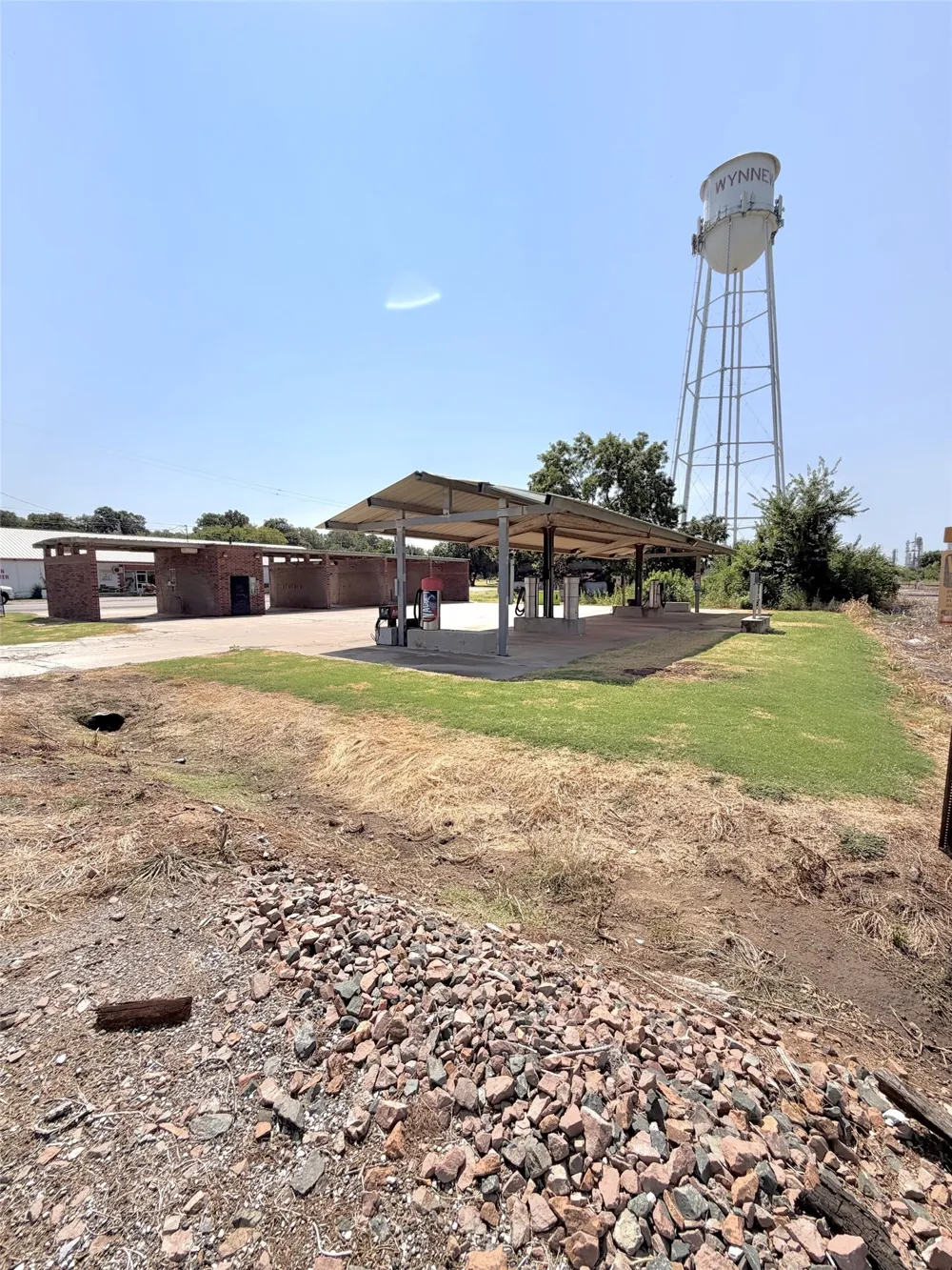 302 S Washita Avenue Wynnewood, OK 73098