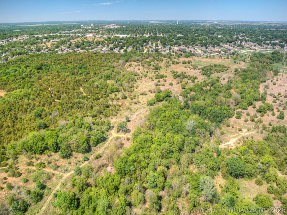 1 SE Barnett Avenue Bartlesville, OK 74006