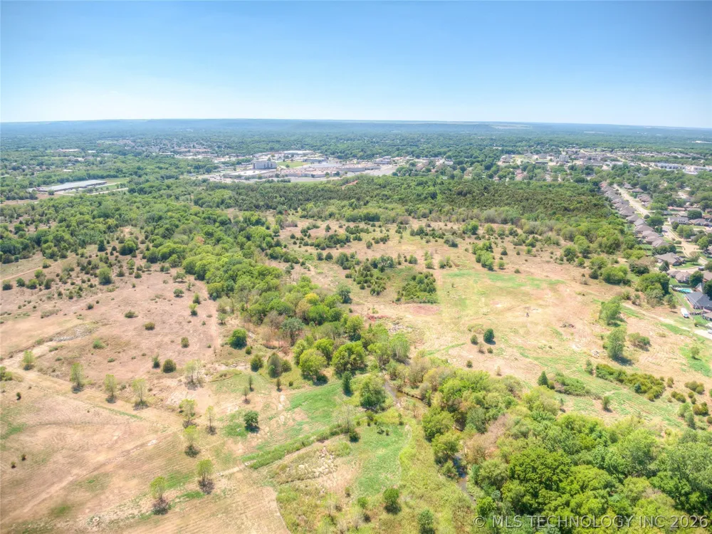 1 SE Barnett Avenue Bartlesville, OK 74006