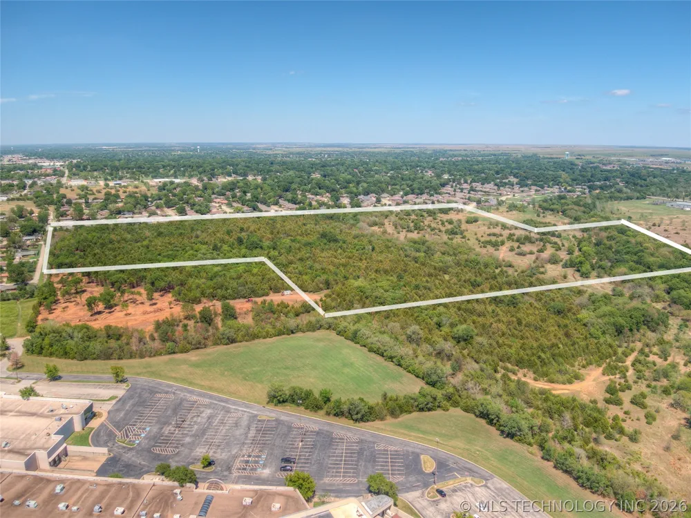 1 SE Barnett Avenue Bartlesville, OK 74006