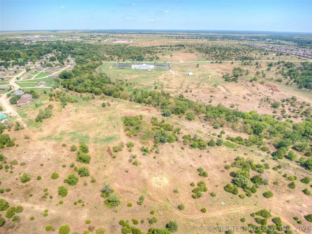1 SE Barnett Avenue Bartlesville, OK 74006