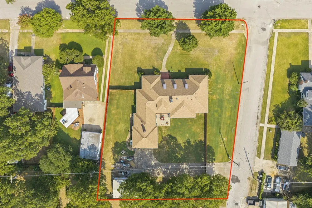 801 NW D STREET Ardmore, OK 73401