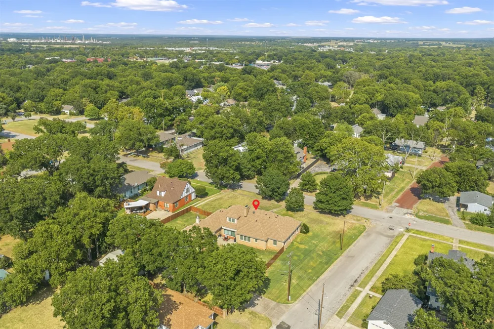 801 NW D STREET Ardmore, OK 73401