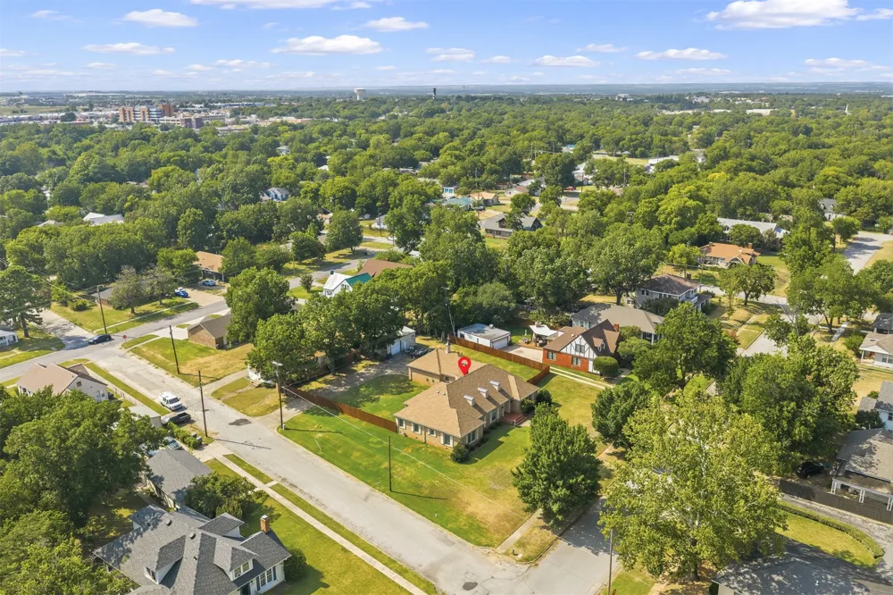 801 NW D STREET Ardmore, OK 73401