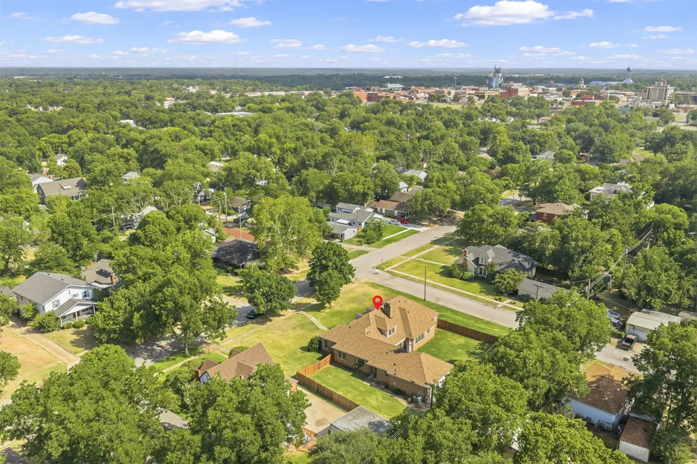 801 NW D STREET Ardmore, OK 73401