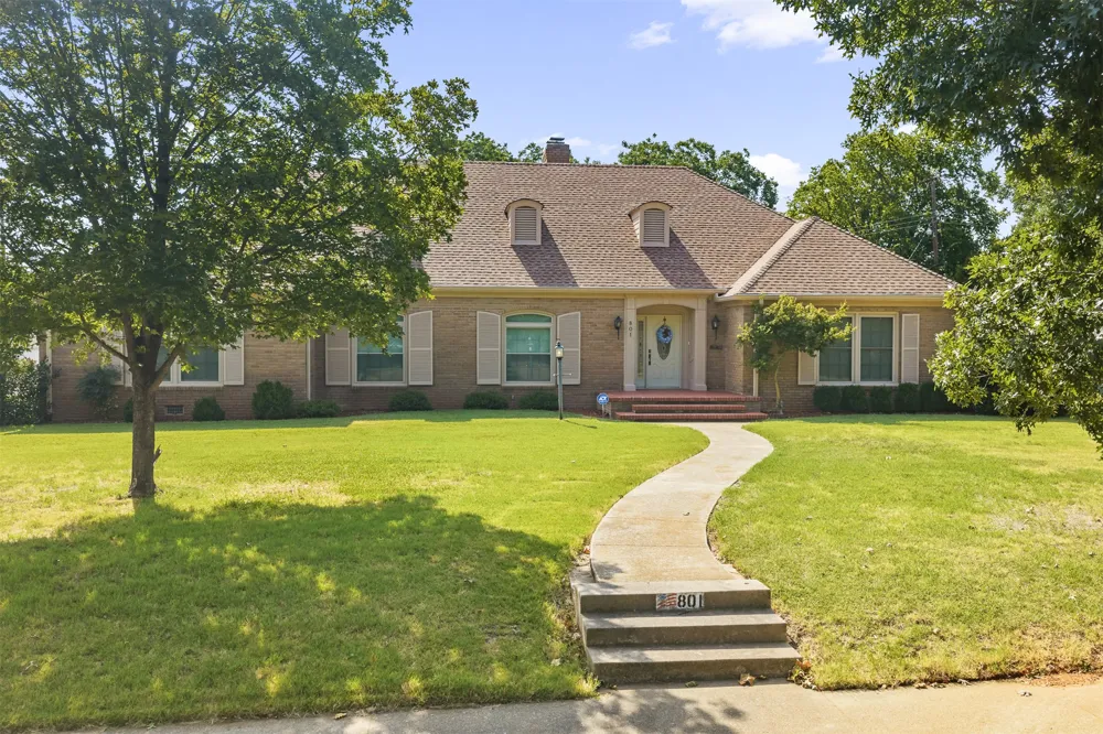 801 NW D STREET Ardmore, OK 73401