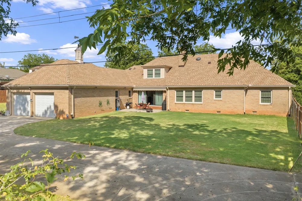 801 NW D STREET Ardmore, OK 73401