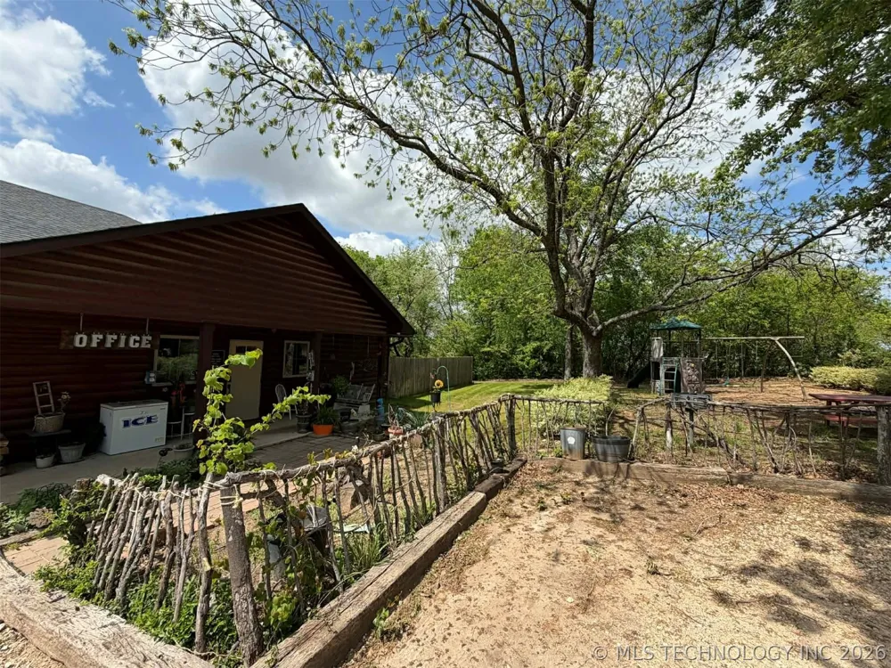 11061 Highway 70 Kingston, OK 73439