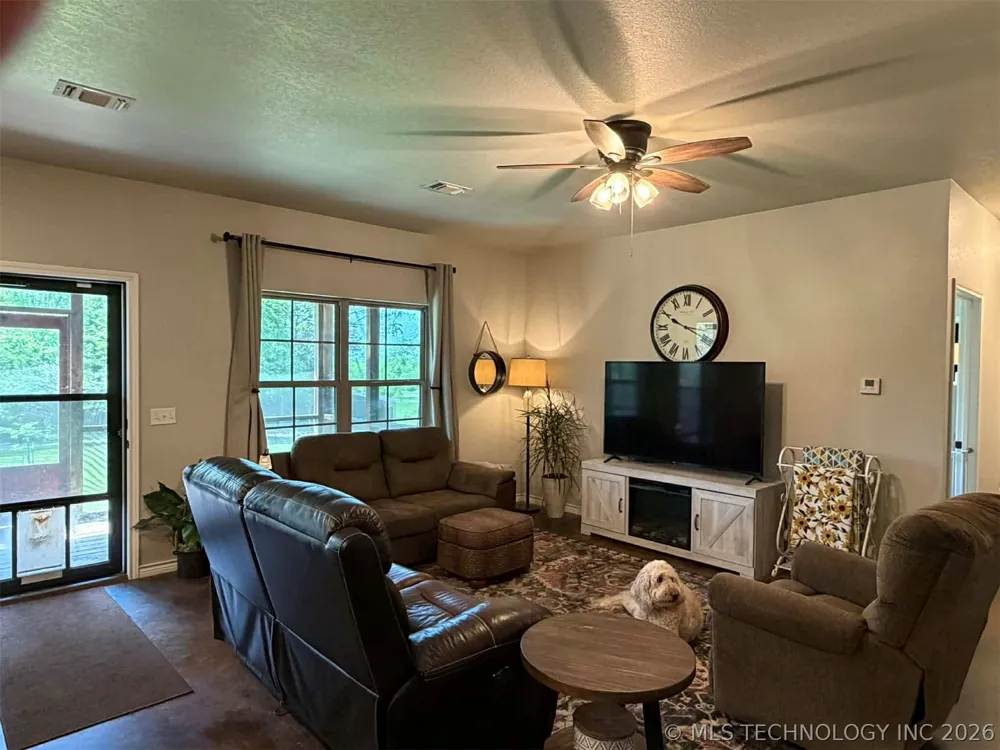 11061 Highway 70 Kingston, OK 73439