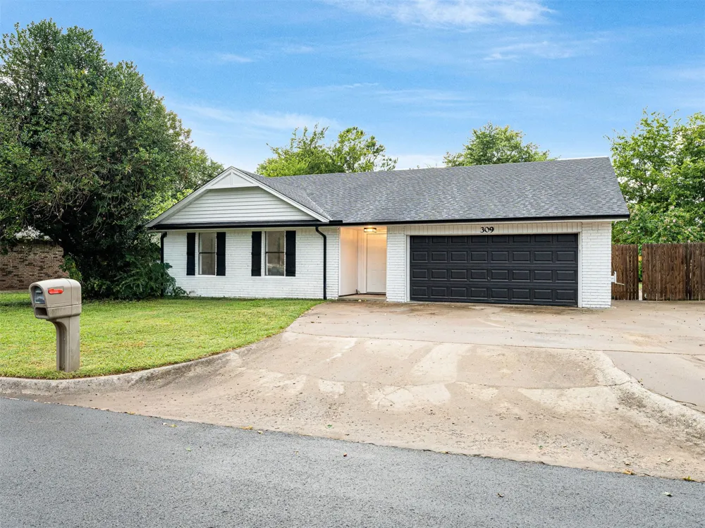 309 Capitol Street Fort Gibson, OK 74434