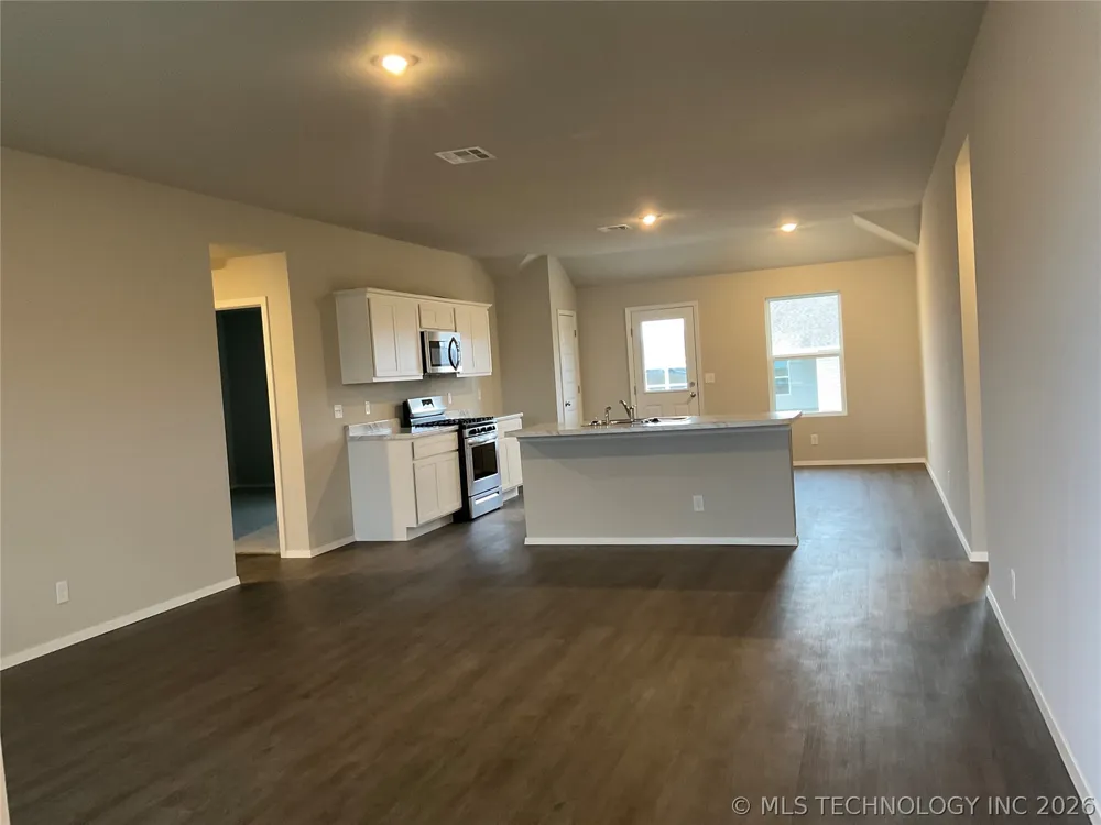 1108 W Odessa Road Claremore, OK 74019