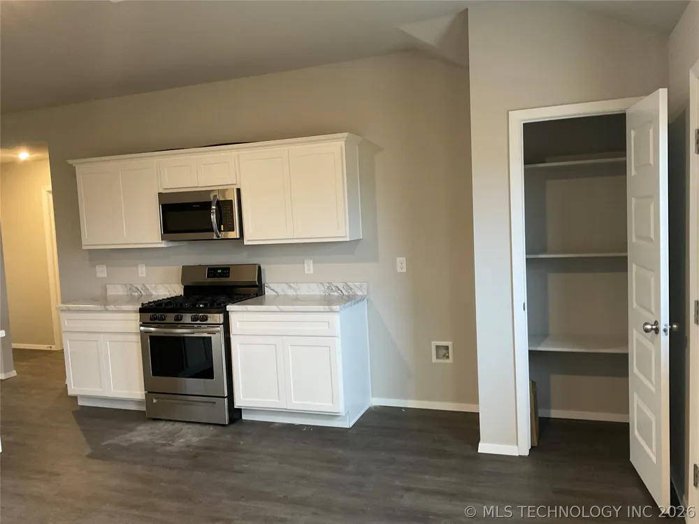 1108 W Odessa Road Claremore, OK 74019