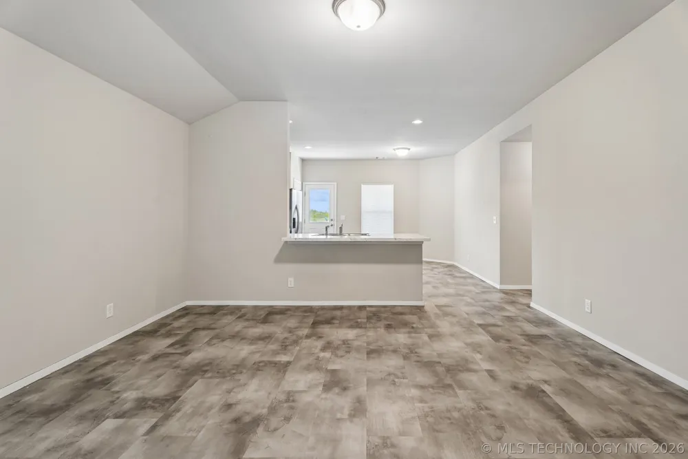 11526 S 235th East Avenue Broken Arrow, OK 74014