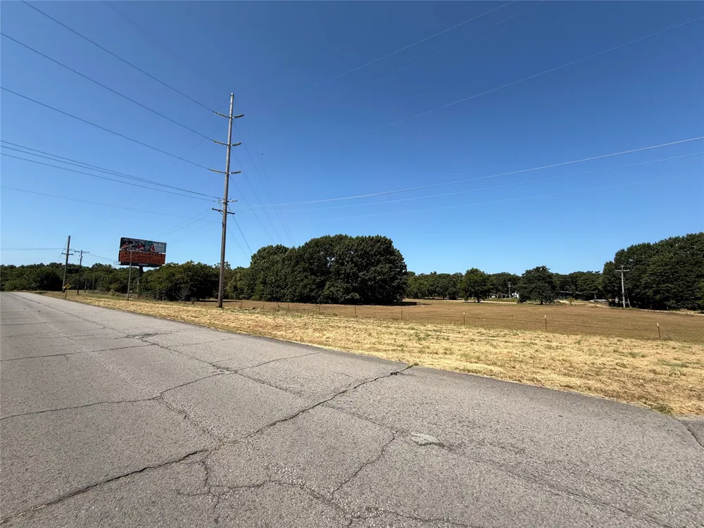 417797 E 1145 Eufaula, OK 74432