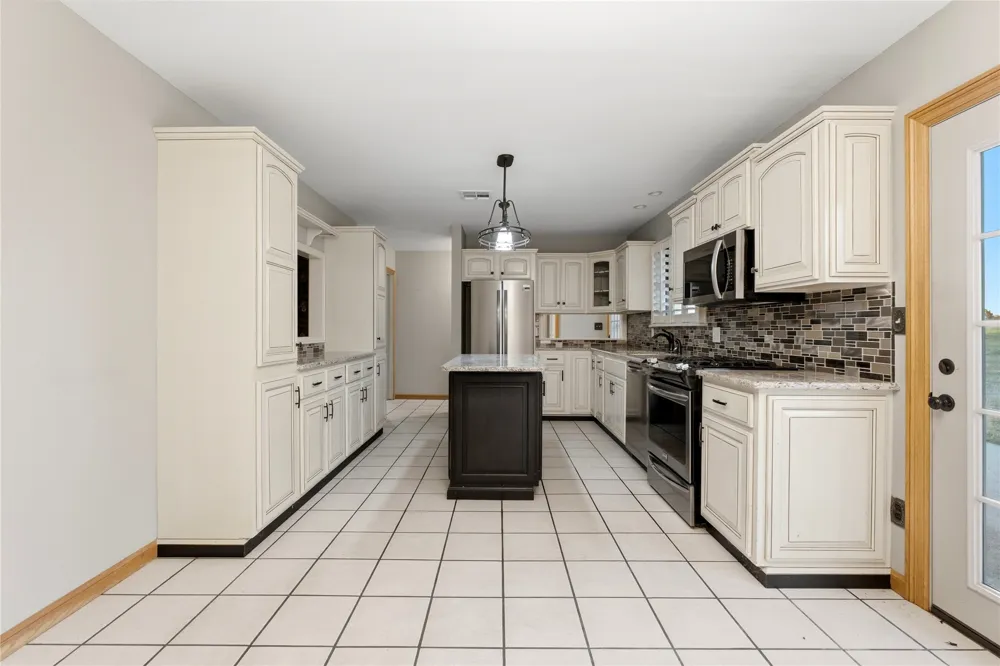 18760 Highway 52 Highway Morris, OK 74445
