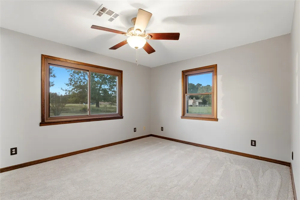18760 Highway 52 Highway Morris, OK 74445
