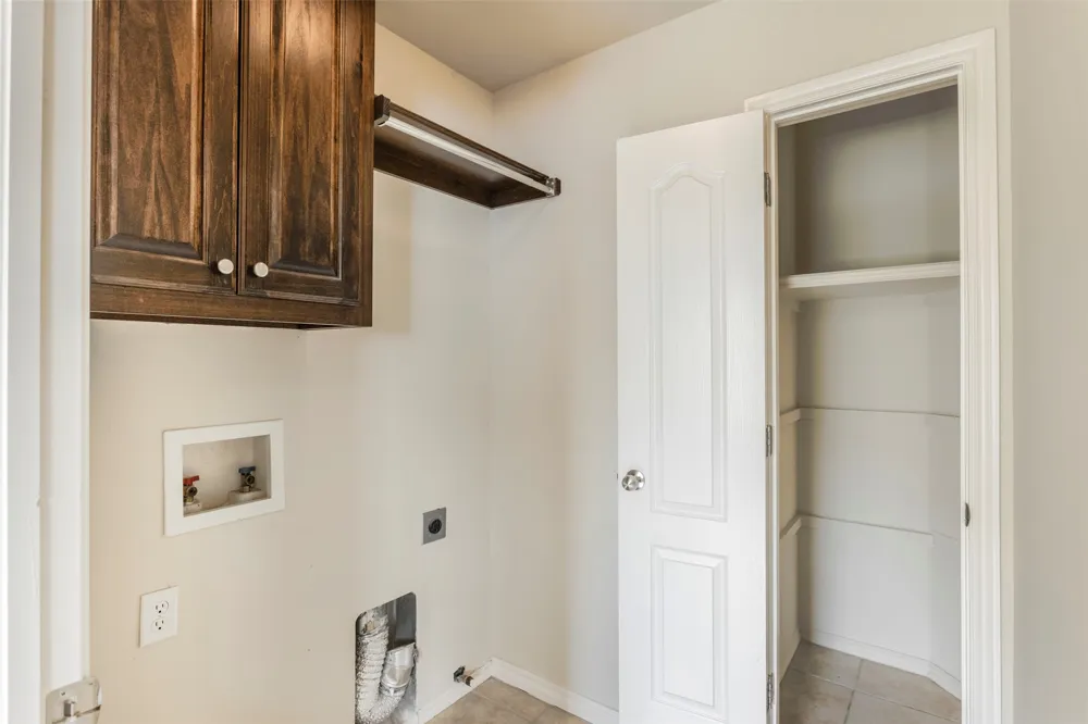 720 Hedgewood Drive Oklahoma City, OK 73160