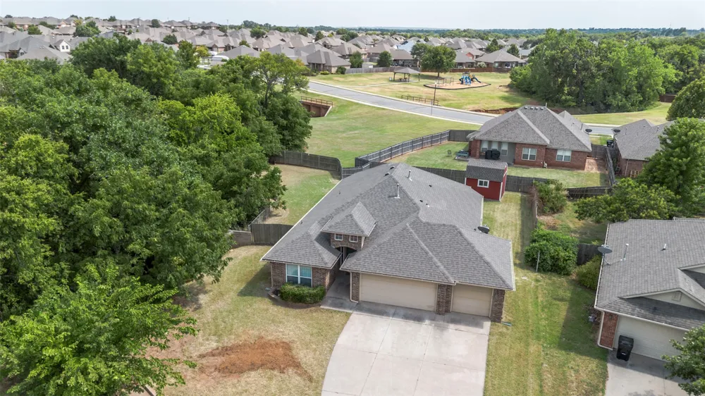 720 Hedgewood Drive Oklahoma City, OK 73160
