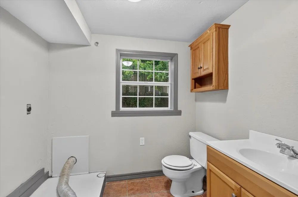 209 E 14th Bartlesville, OK 74003