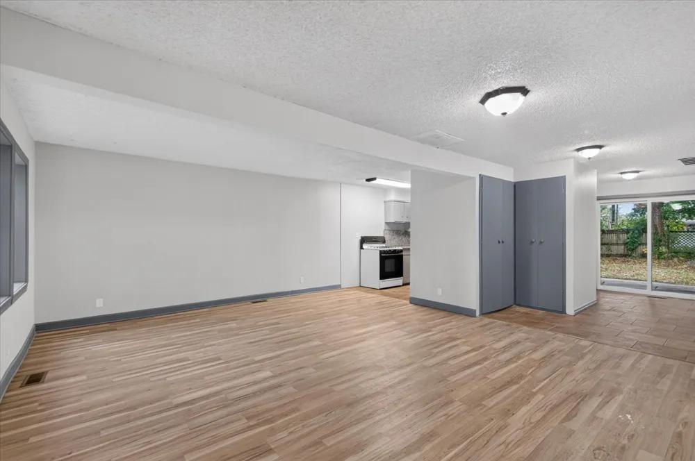 209 E 14th Bartlesville, OK 74003