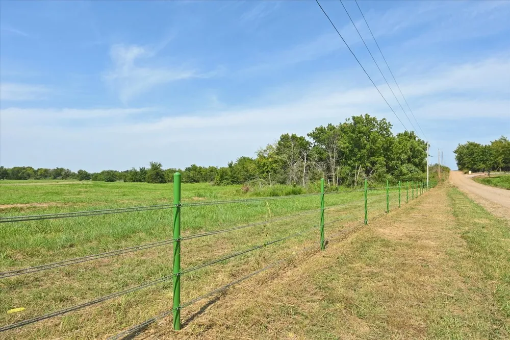 E 113th Street S Oktaha, OK 74450