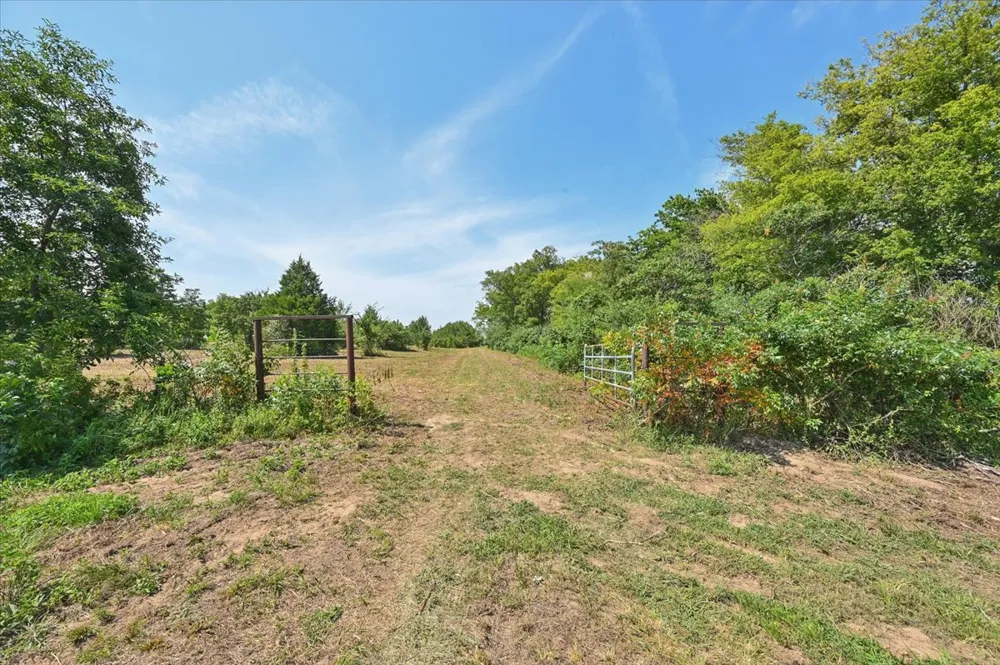 E 113th Street S Oktaha, OK 74450