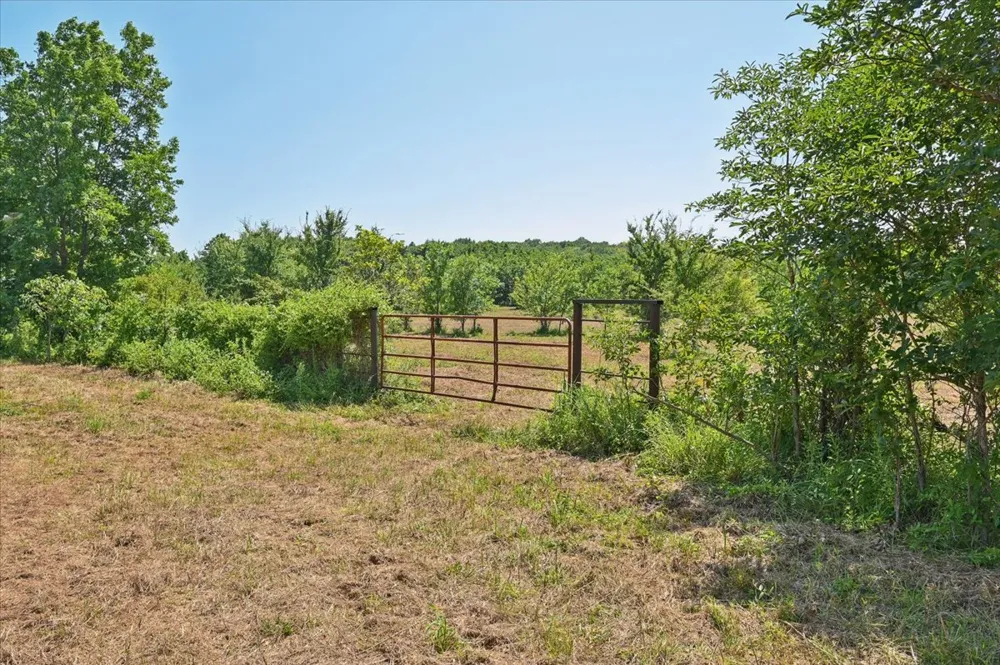 E 113th Street S Oktaha, OK 74450