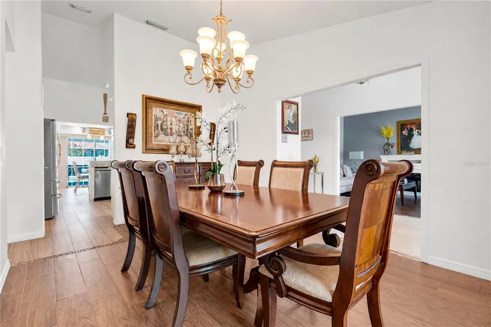 530 WHITECAP COVE COURT Debary, FL 32713