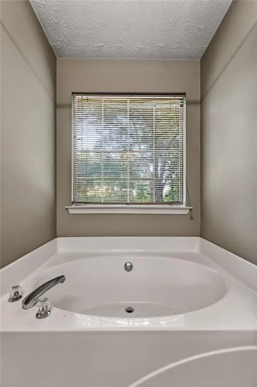 315 Wild Turkey Lane Locust Grove, GA 30248
