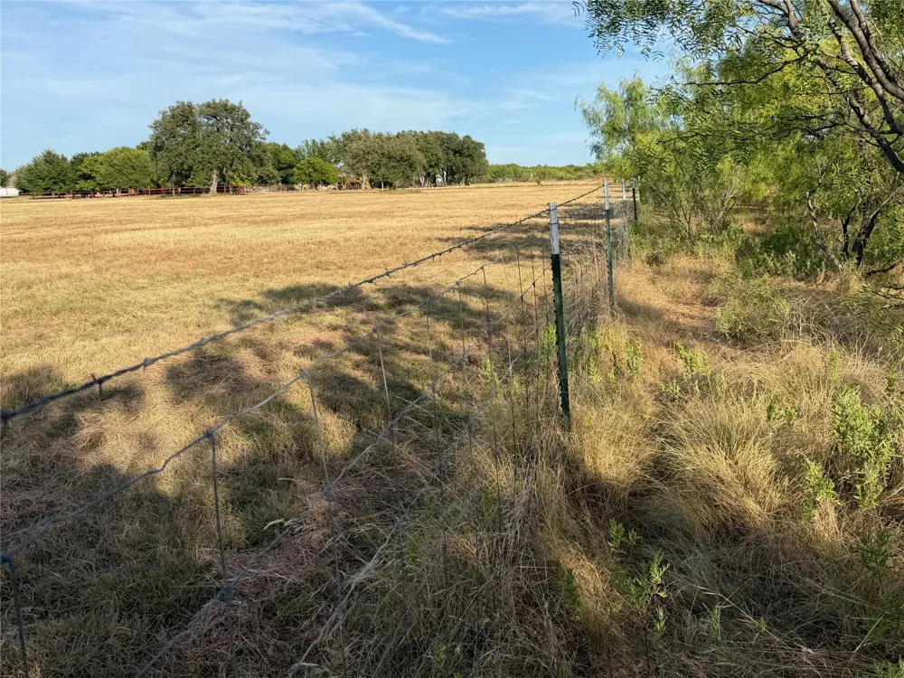 3930 Crestridge Drive Brownwood, TX 76801